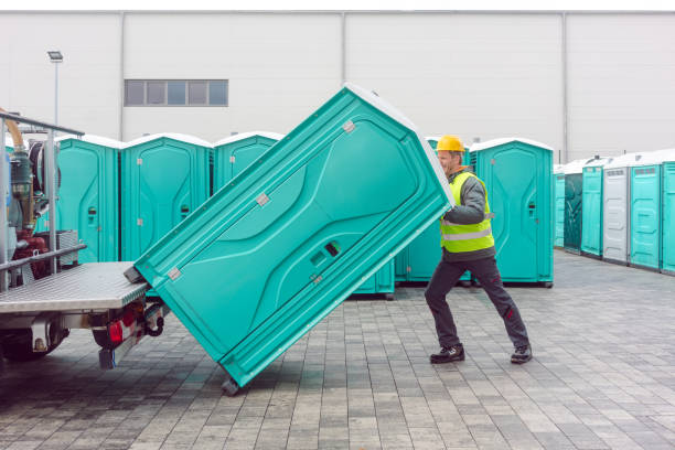 Best Wedding porta potty rental  in Highland, KS