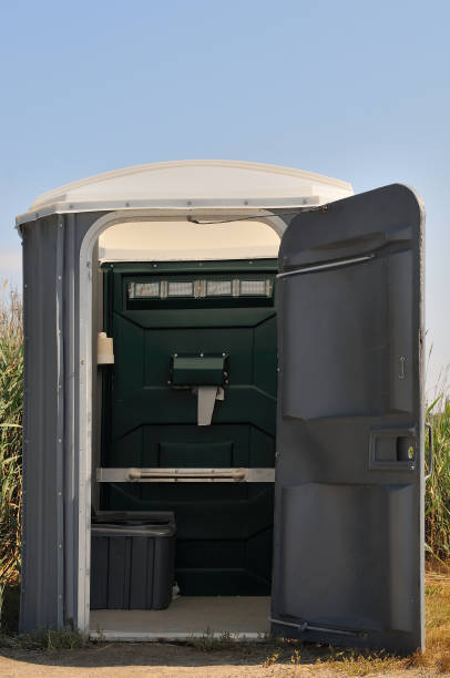 Best Portable restroom trailer rental  in Highland, KS